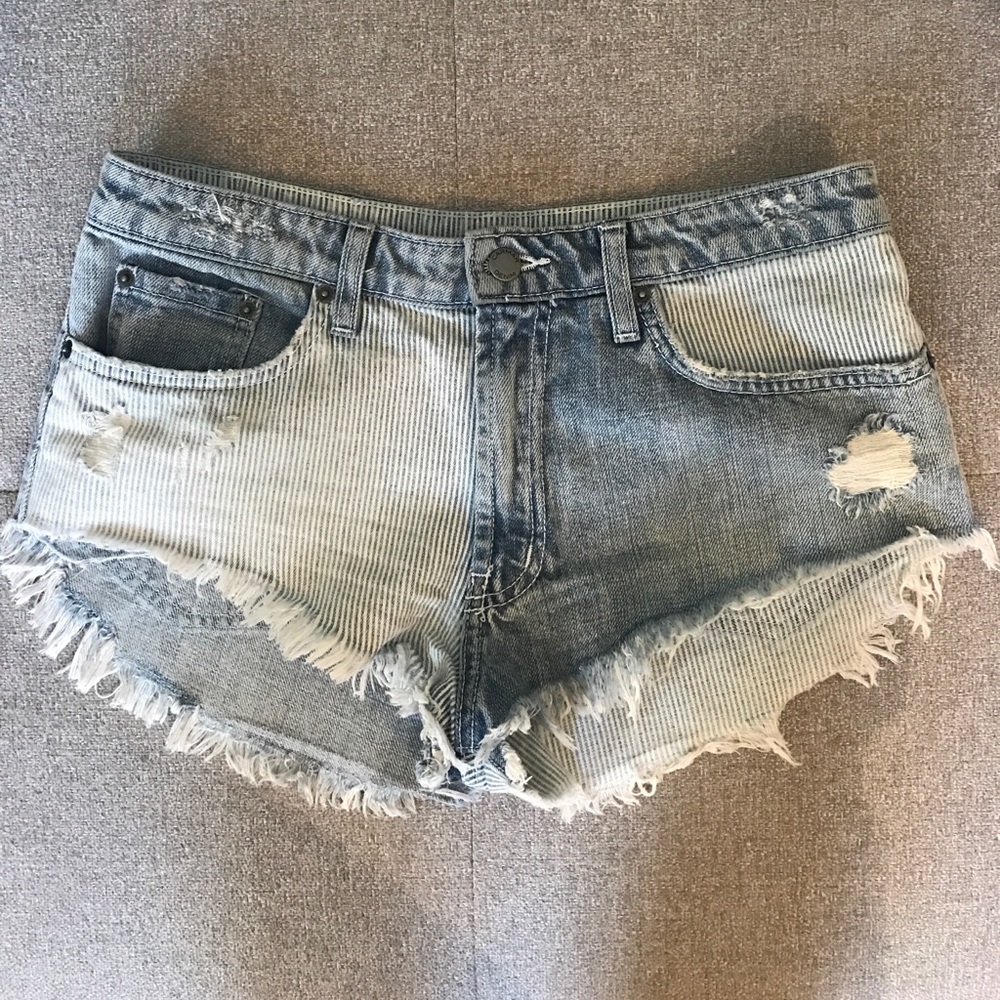 LF carmar jean shorts